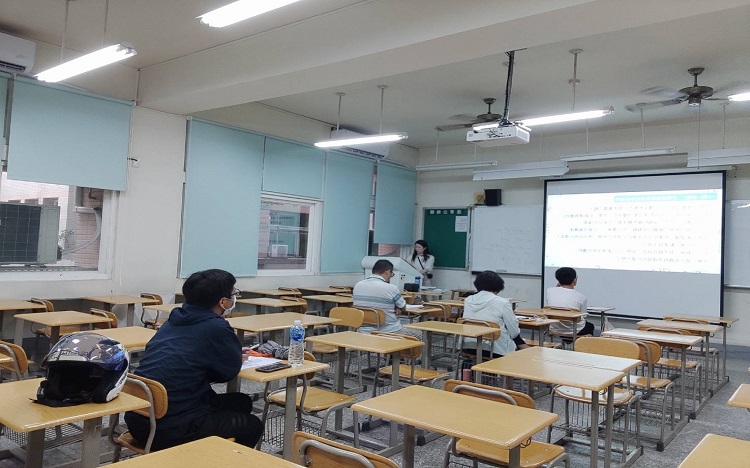 113-1 放眼世界-英語課程